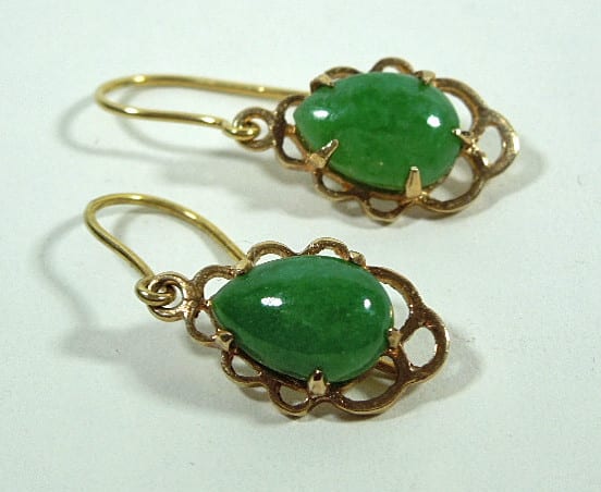 9ct Gold Jade Earrings