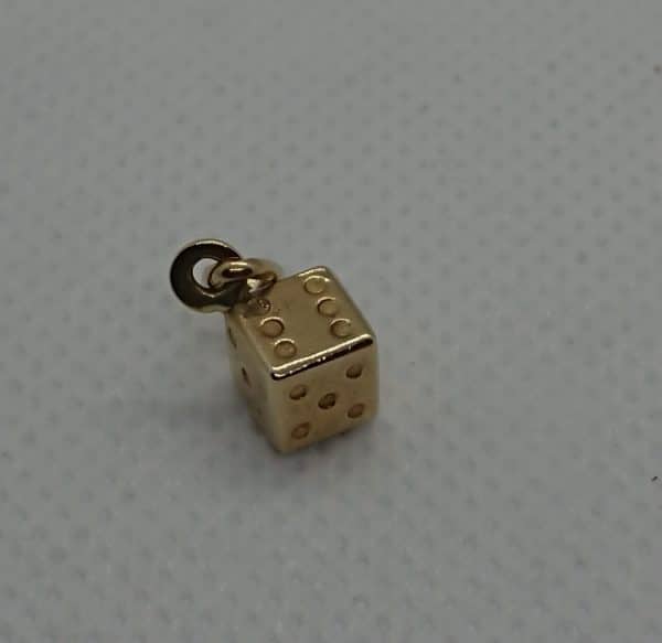 9ct gold dice charm