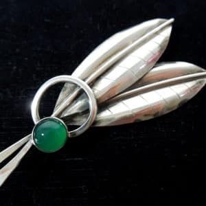 silver chrysoprase brooch