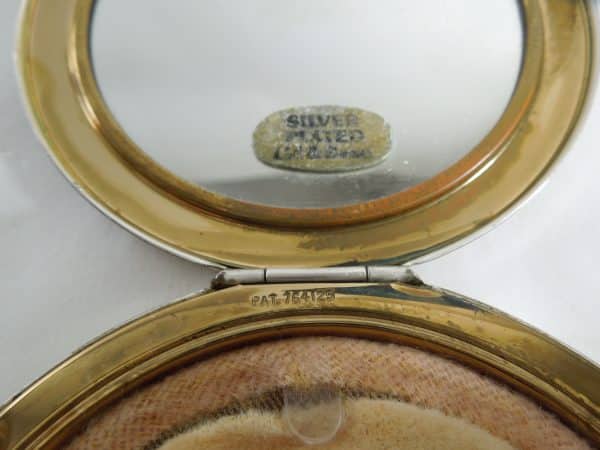 Stratton Enamel Butterfly Powder Compact - Image 6