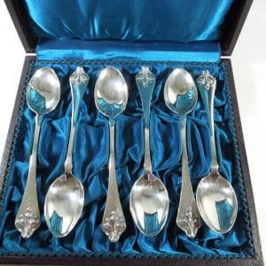 Silver Art Nouveau Teaspoons London 1907