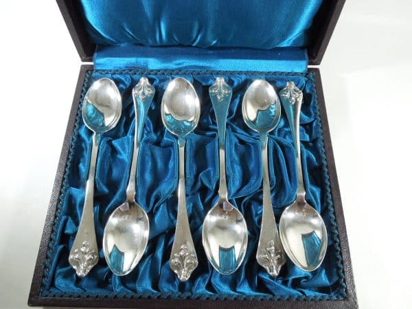 Silver Art Nouveau Teaspoons London 1907