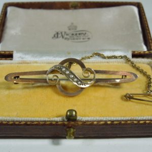 9ct Rose Gold Seed Pearl Bar Brooch