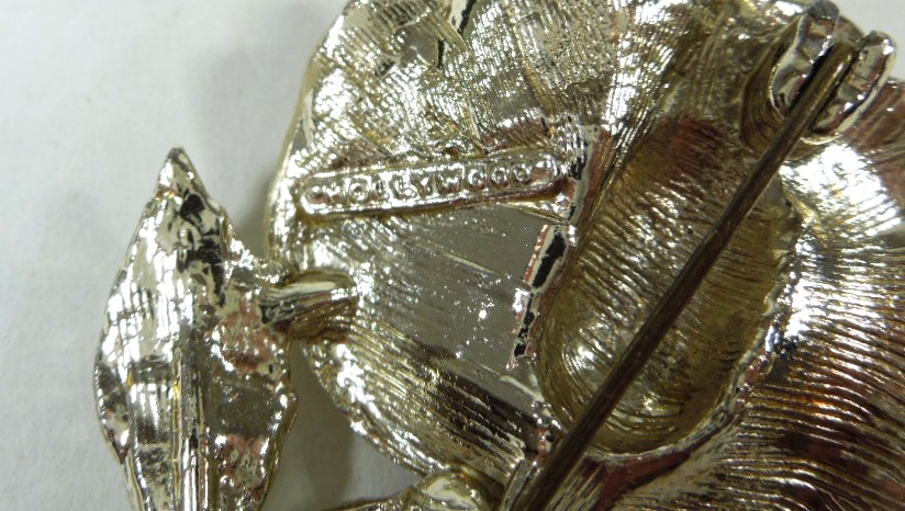 Hollywood Rose Brooch Pin - Image 6