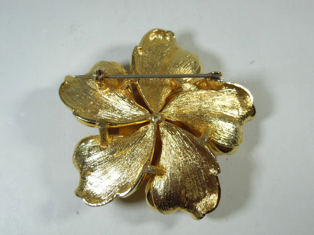 Costume Brooch Pin with Simulated Citrine Glass Stone - Image 3